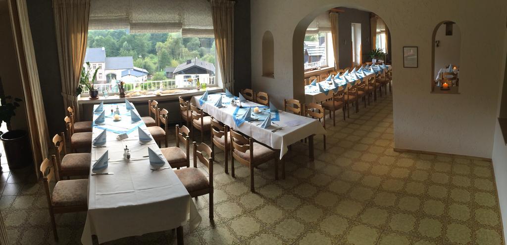 Hotel Haus Kylltal Zendscheid Kültér fotó